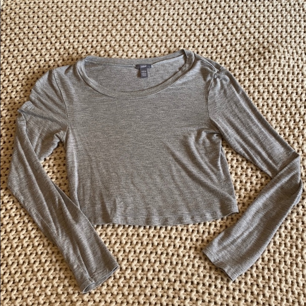 aerie long sleeve crop top gray size S